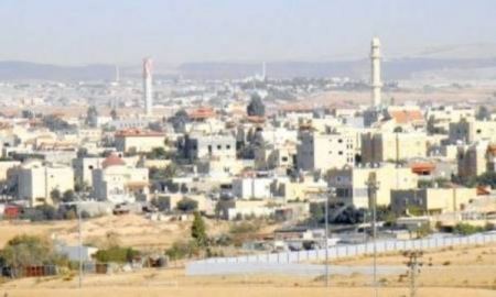 اصابة شاب فلسطيني بجراح جراء سقوط جسم ثقيل عليه
